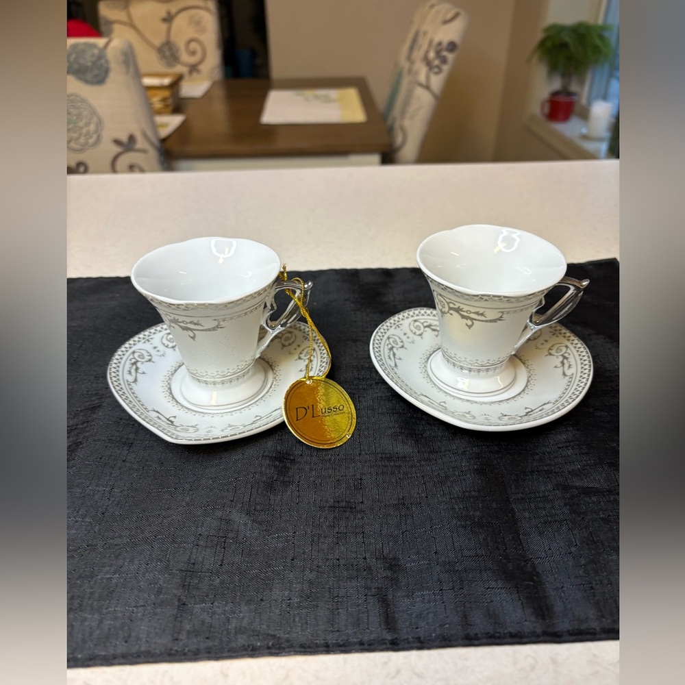 D'Lusso Elegant White and Silver Tea Cup Set - Picture 1 of 8
